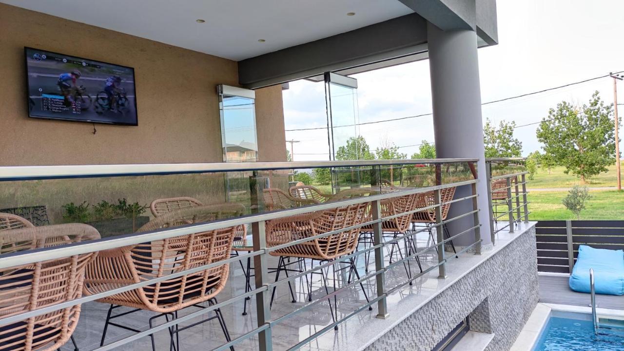 Peloton Inn Paralia Katerinis Exterior photo